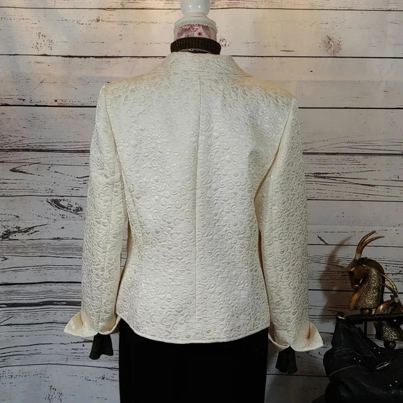 Vintage Fall & Spring Jacket - Picture 5 of 7